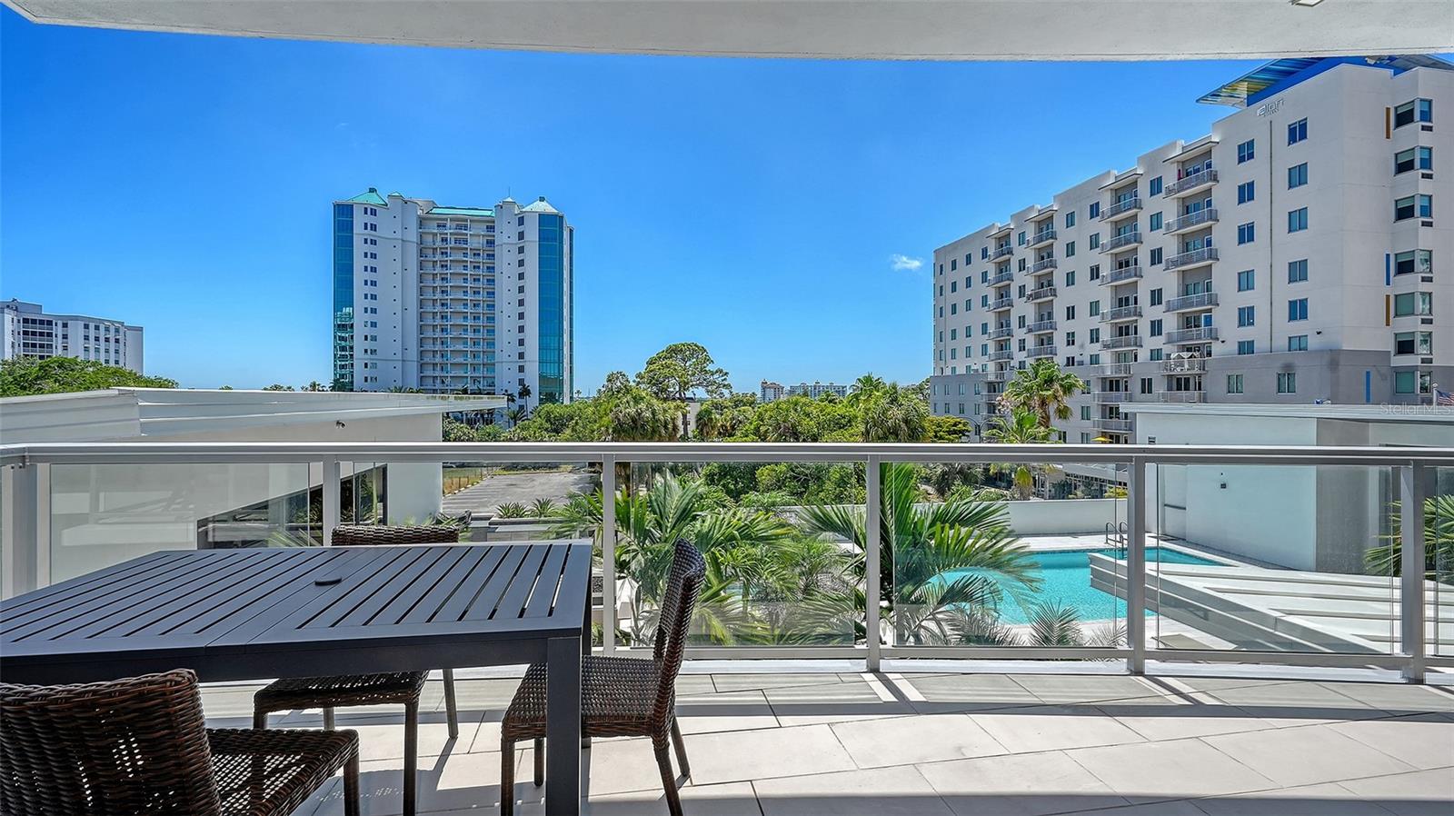 Image 19 of 55 For 300 Pineapple Avenue 302