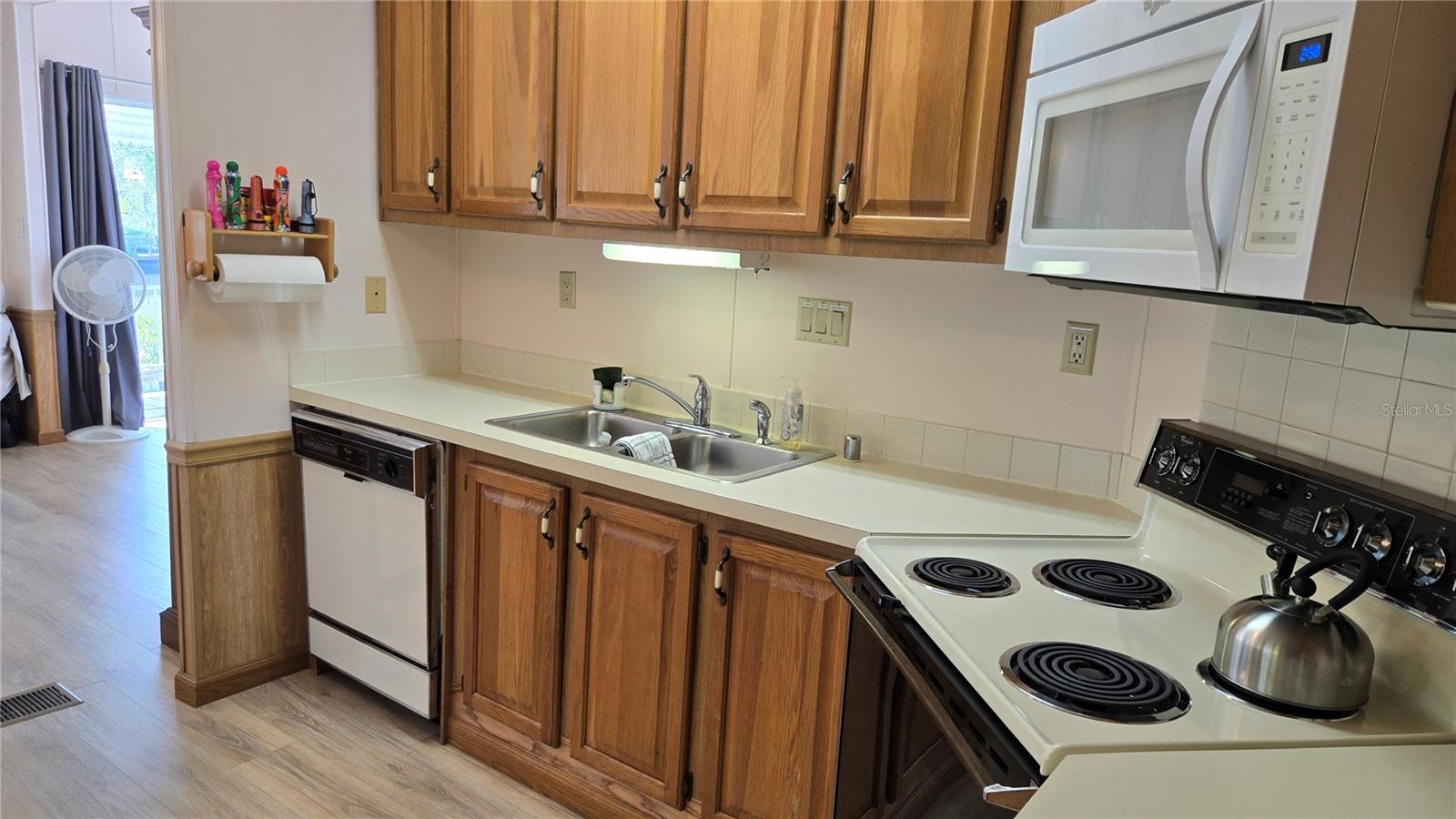 Image 22 of 40 For 3333 26th Avenue E 1291
