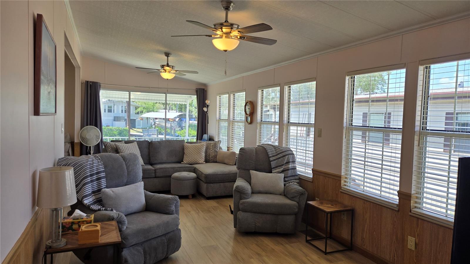 Image 6 of 40 For 3333 26th Avenue E 1291