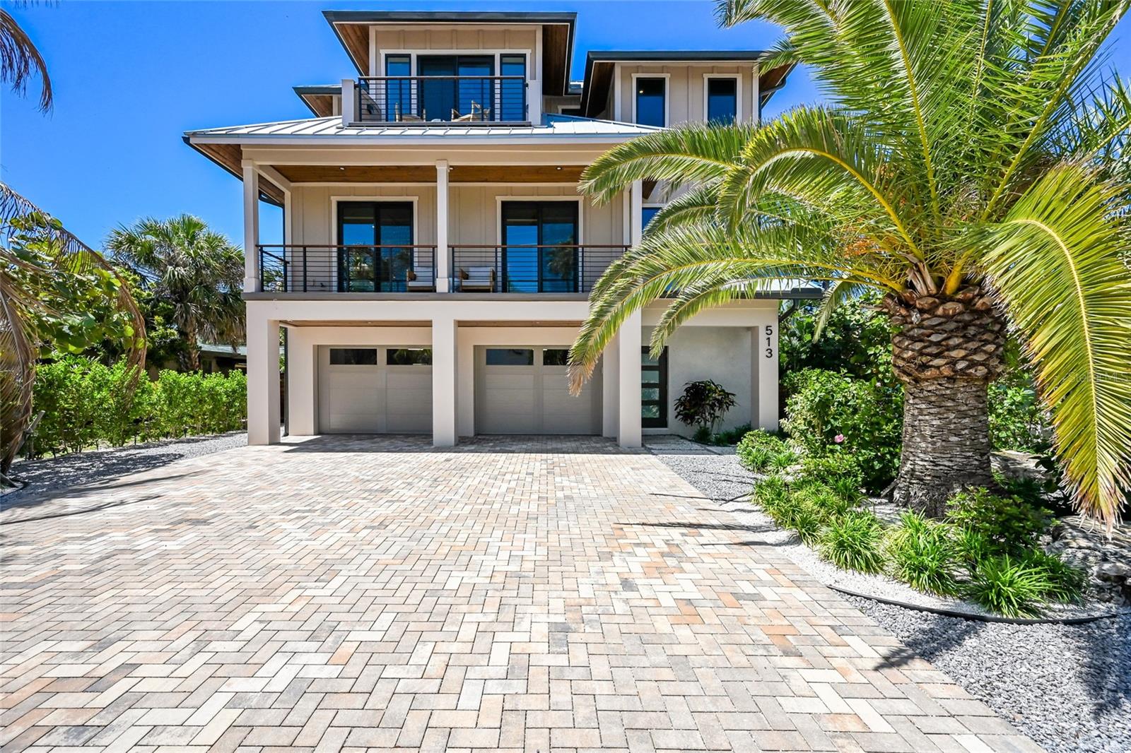 Image 3 of 78 For 513 Bay Boulevard
