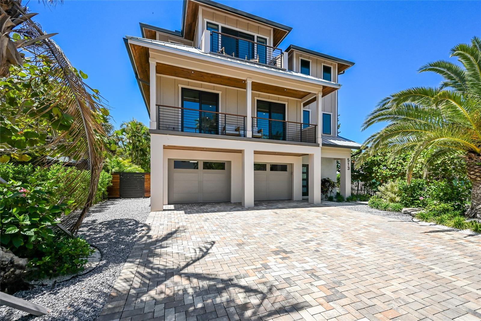 Image 5 of 78 For 513 Bay Boulevard