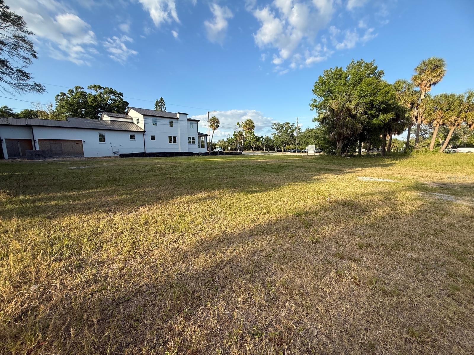 Image 3 of 19 For 3733 6th Street S