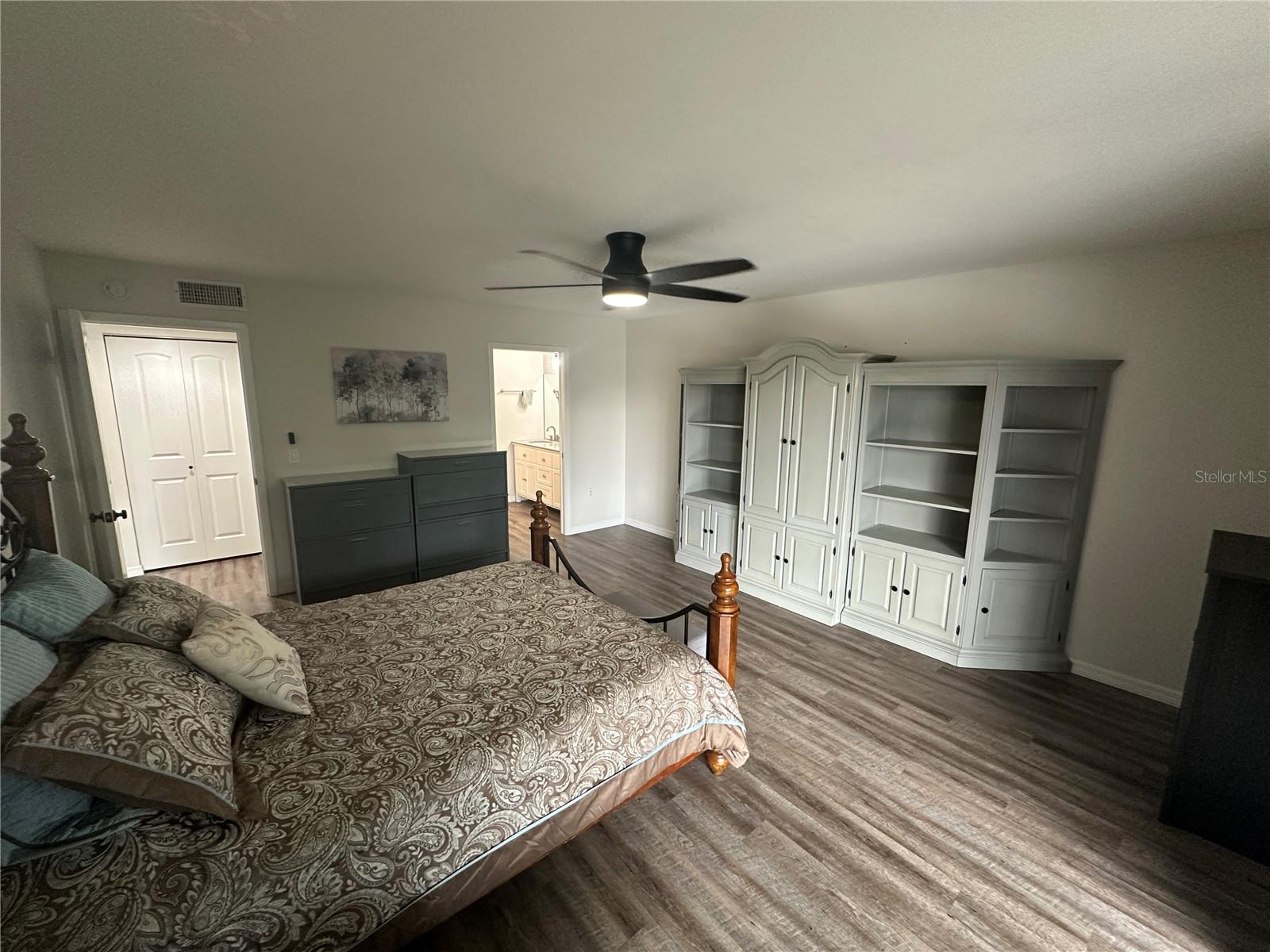 Image 11 of 27 For 619 Spring Lakes Boulevard