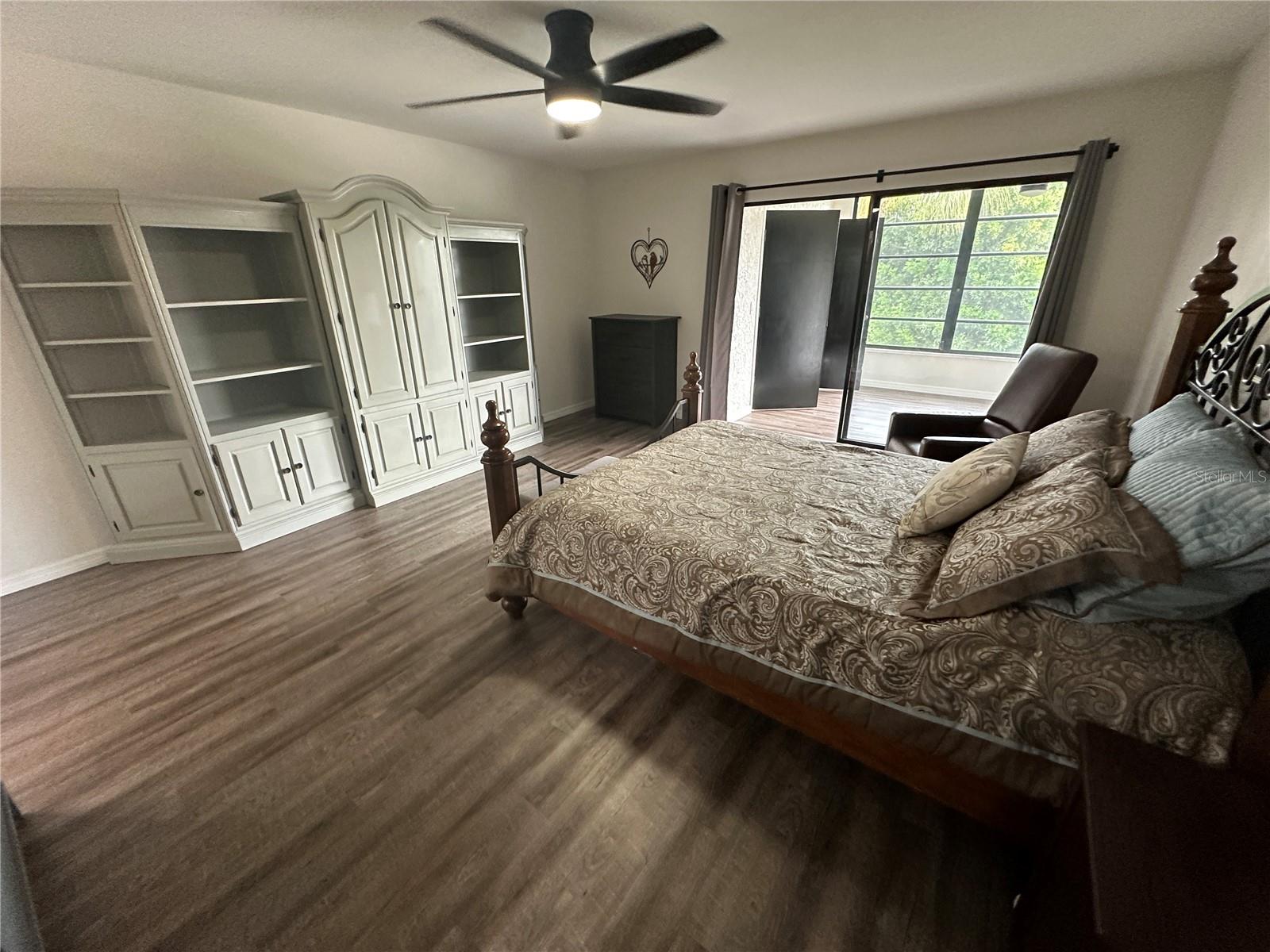 Image 12 of 27 For 619 Spring Lakes Boulevard