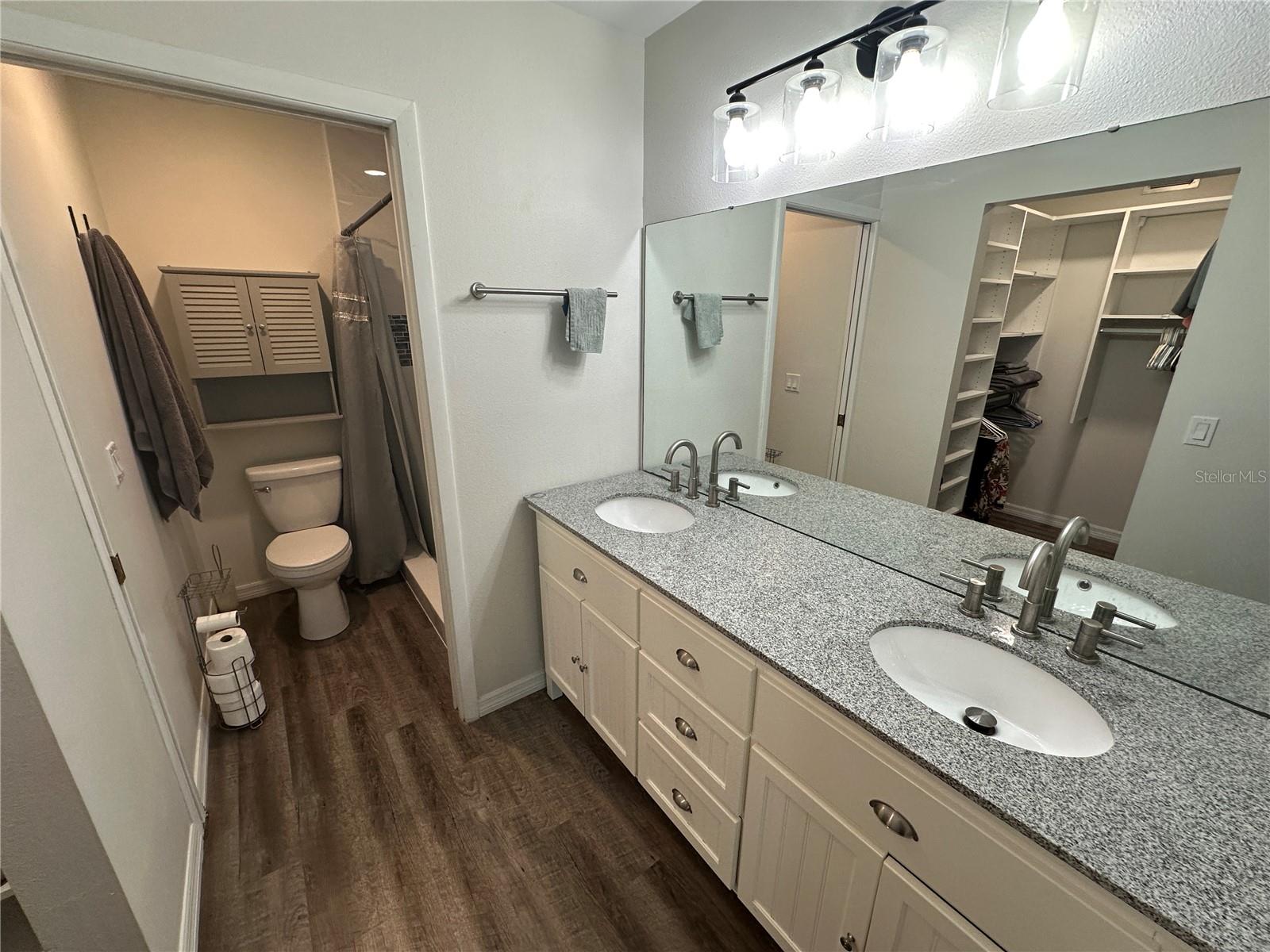 Image 13 of 27 For 619 Spring Lakes Boulevard