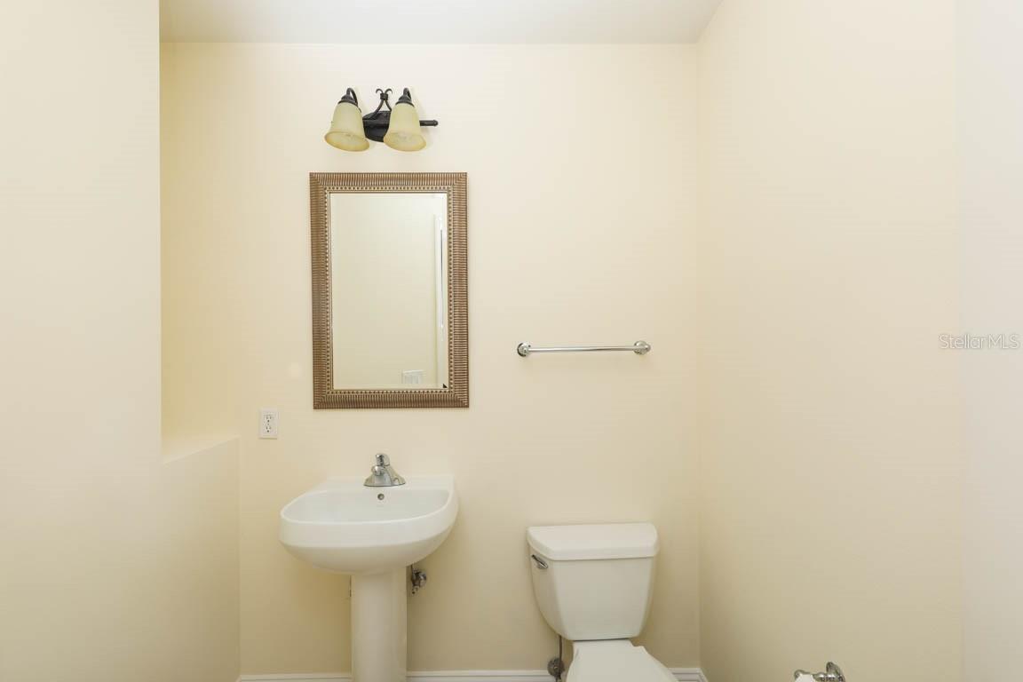 Image 23 of 60 For 7612 Lake Vista Court 308