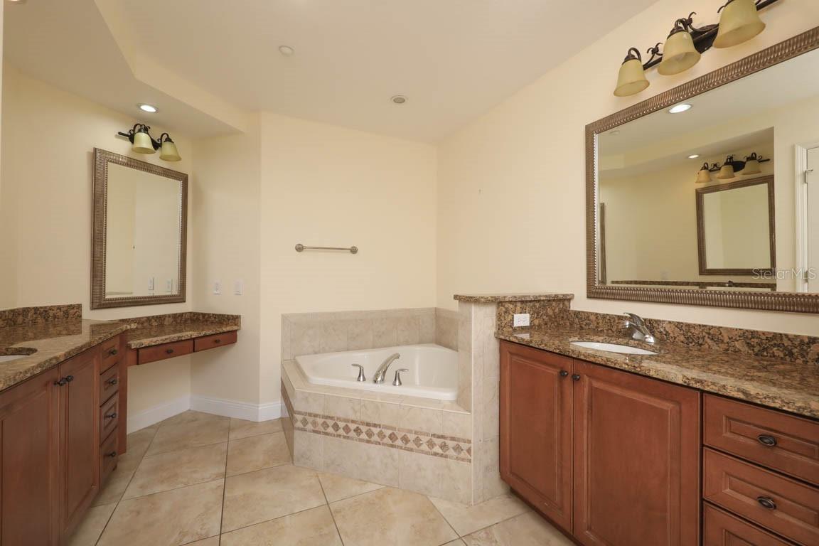 Image 29 of 60 For 7612 Lake Vista Court 308
