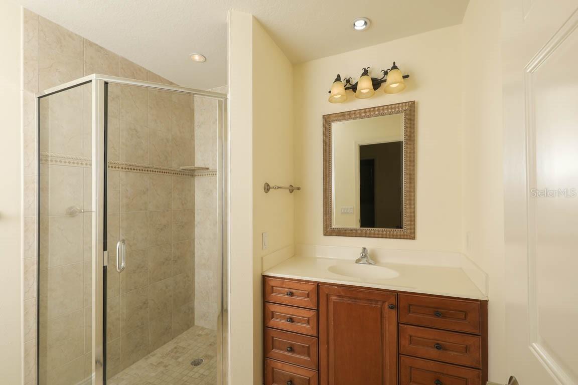Image 31 of 60 For 7612 Lake Vista Court 308