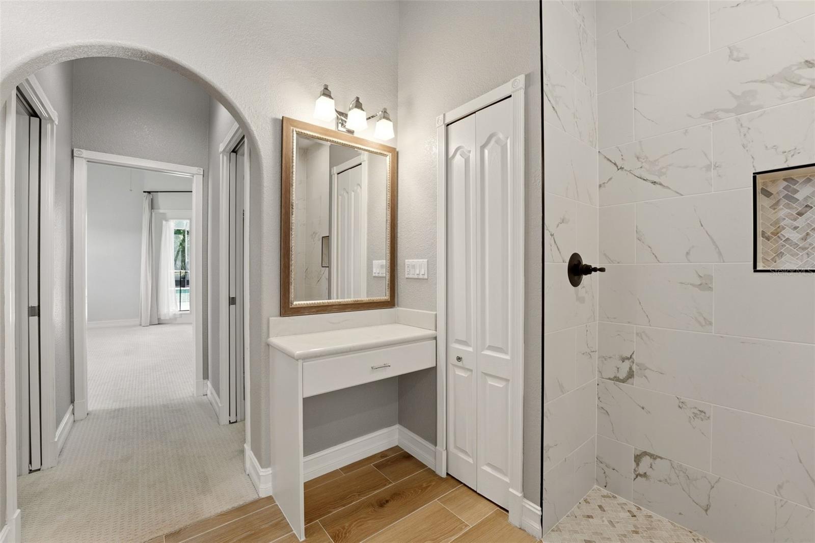 Image 35 of 49 For 7884 Sunny Oaks Drive