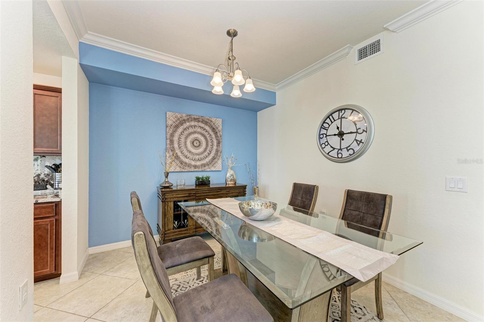 Image 9 of 62 For 16814 Vardon Terrace 103