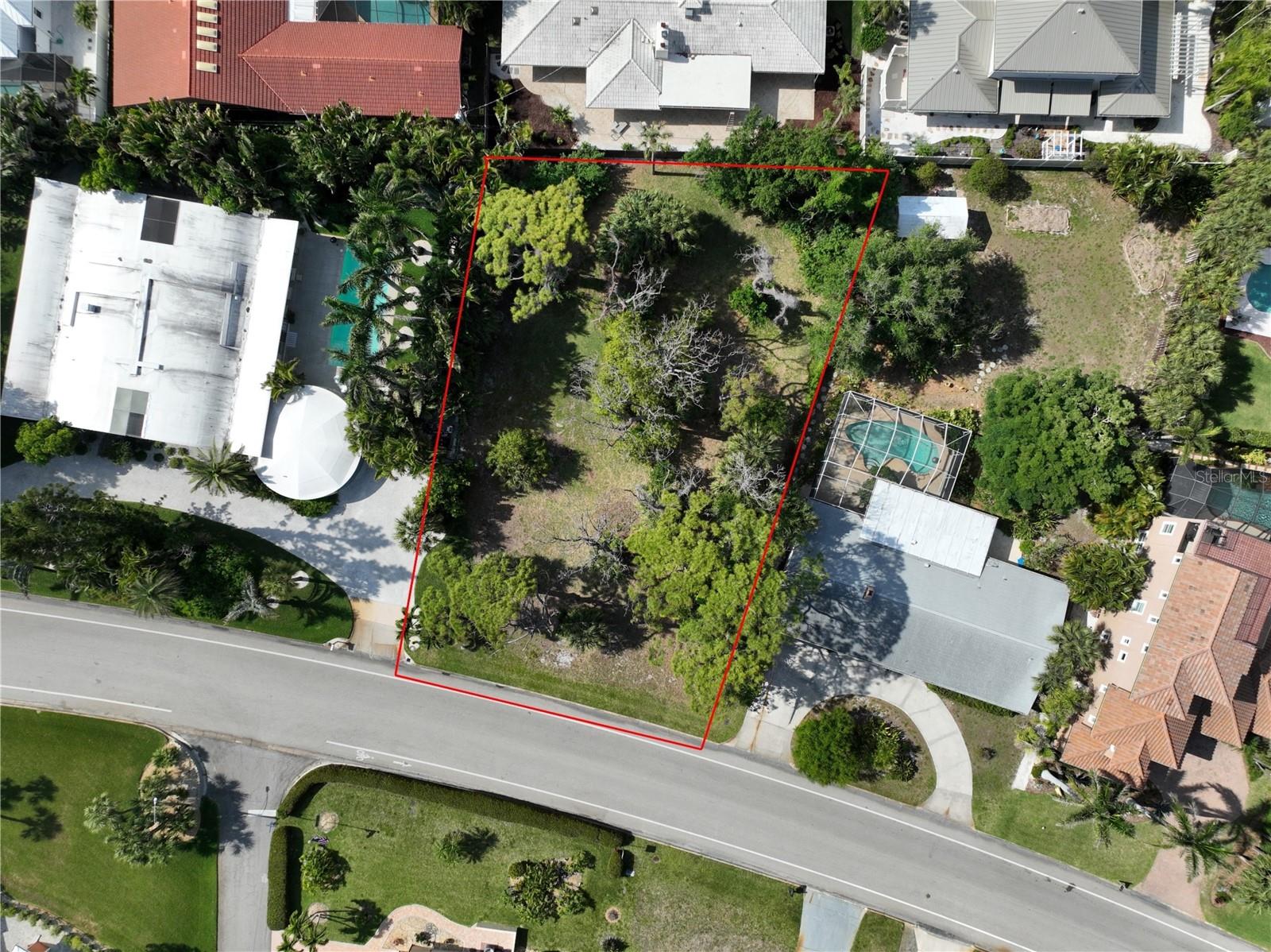 Image 2 of 4 For 619 Alhambra Road
