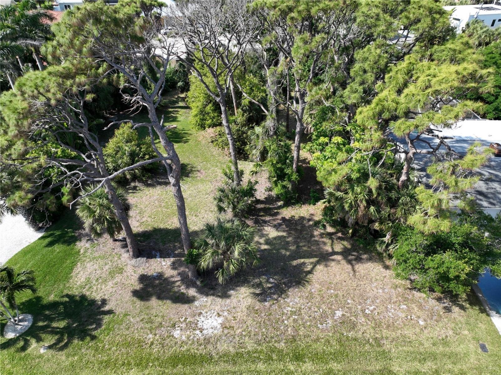 Image 3 of 4 For 619 Alhambra Road