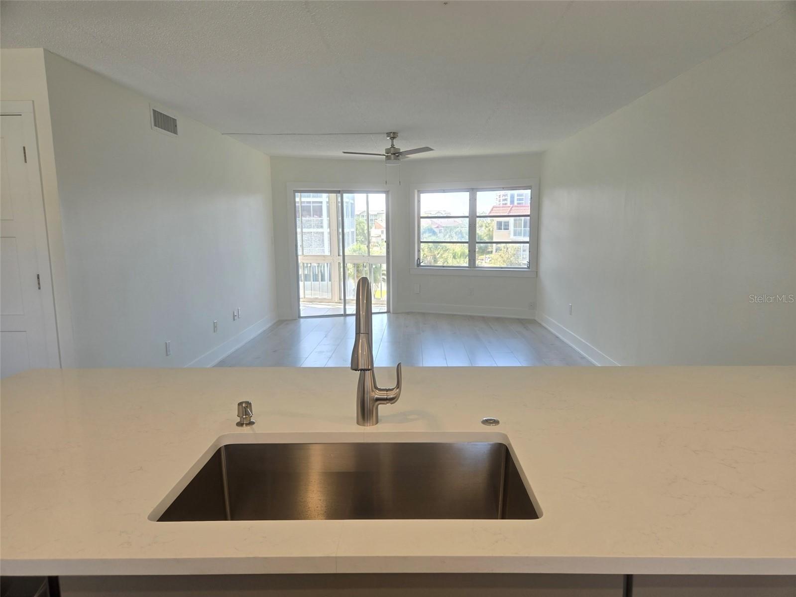 Image 11 of 66 For 1300 Portofino Drive 406