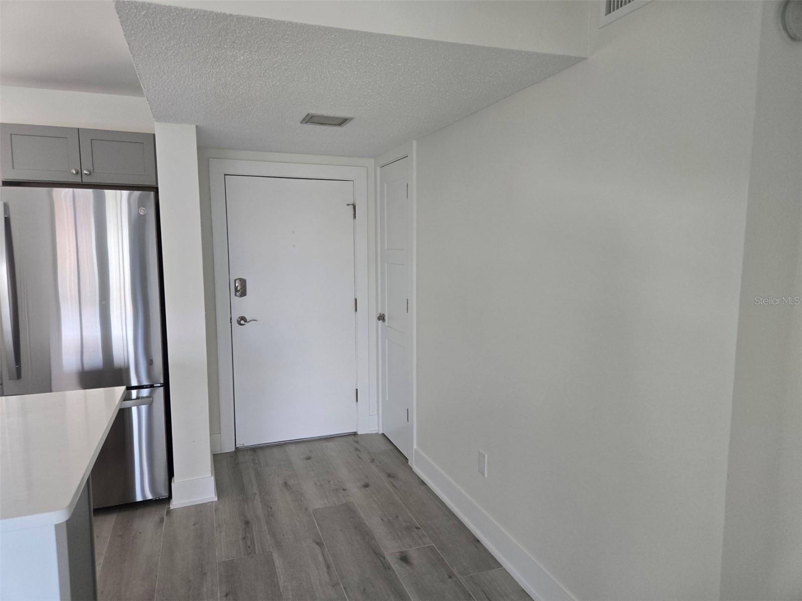 Image 13 of 66 For 1300 Portofino Drive 406