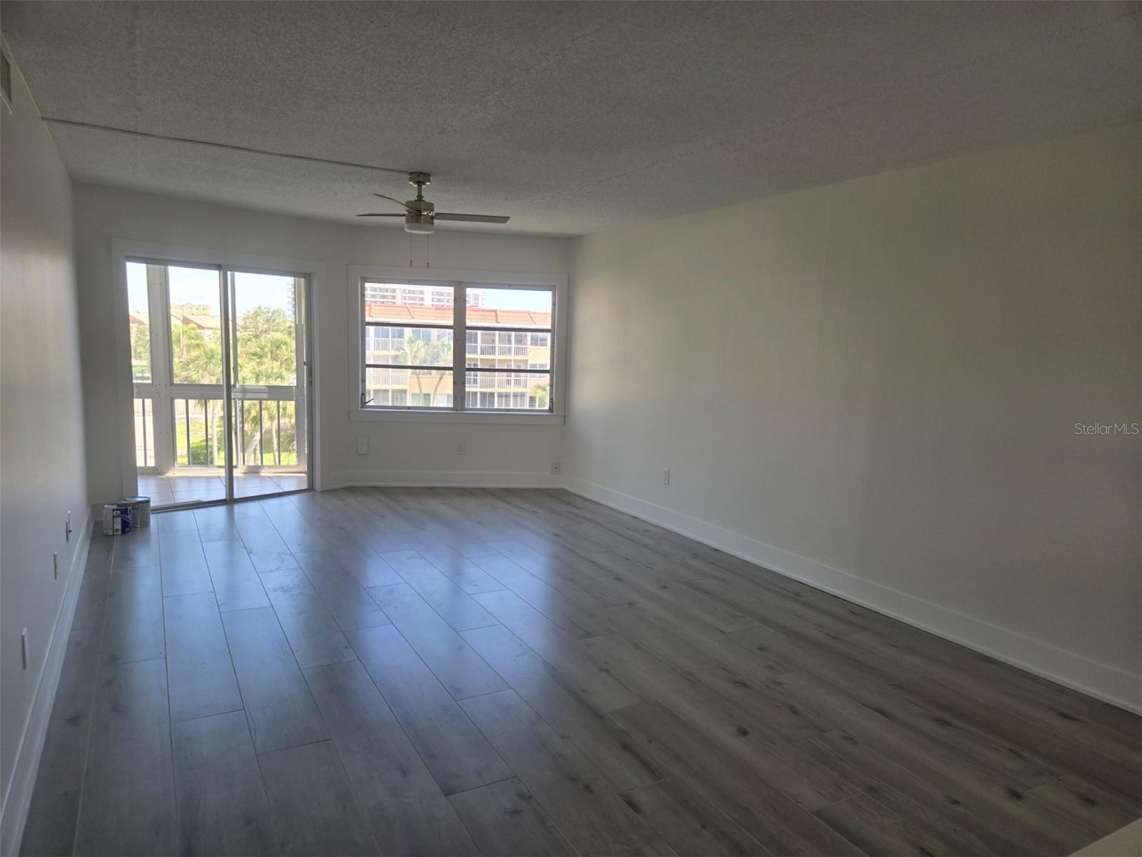 Image 17 of 66 For 1300 Portofino Drive 406