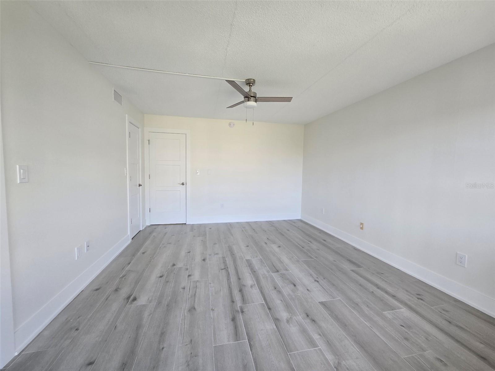 Image 41 of 66 For 1300 Portofino Drive 406