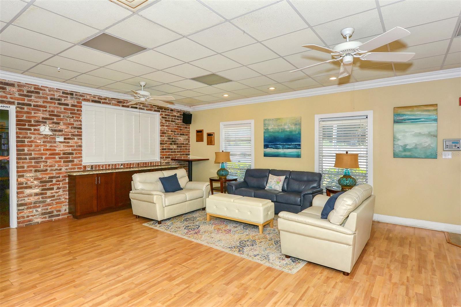 Image 51 of 66 For 1300 Portofino Drive 406