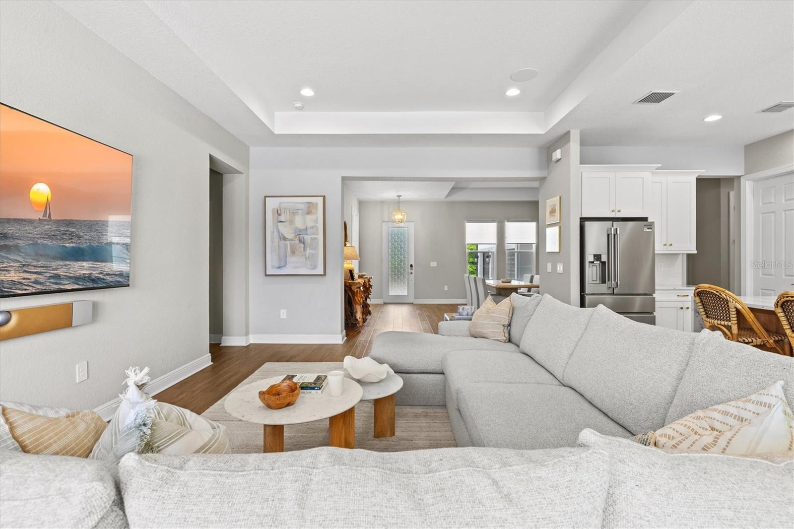 Image 20 of 97 For 1154 Kings Way Drive