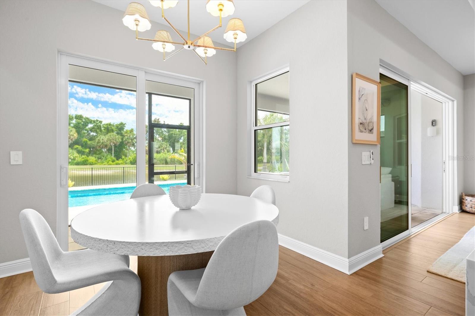 Image 35 of 97 For 1154 Kings Way Drive