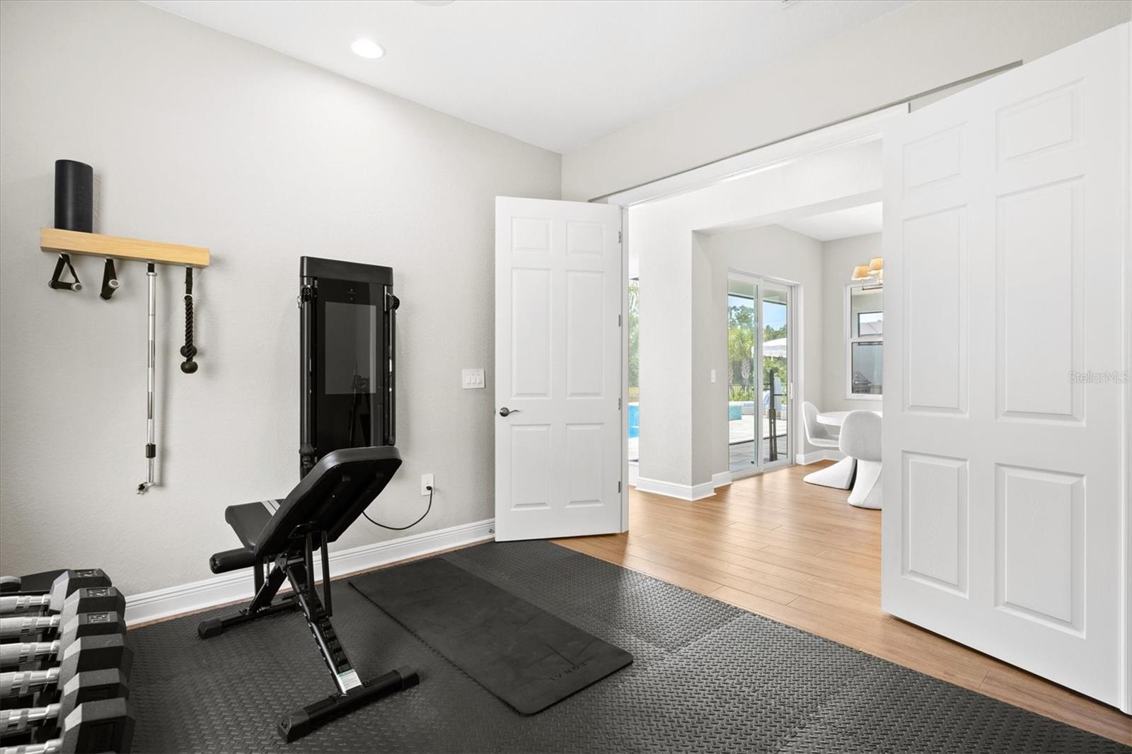 Image 38 of 97 For 1154 Kings Way Drive