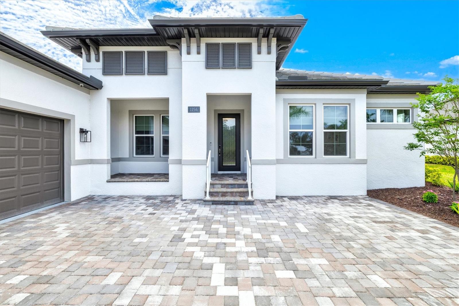 Image 4 of 97 For 1154 Kings Way Drive