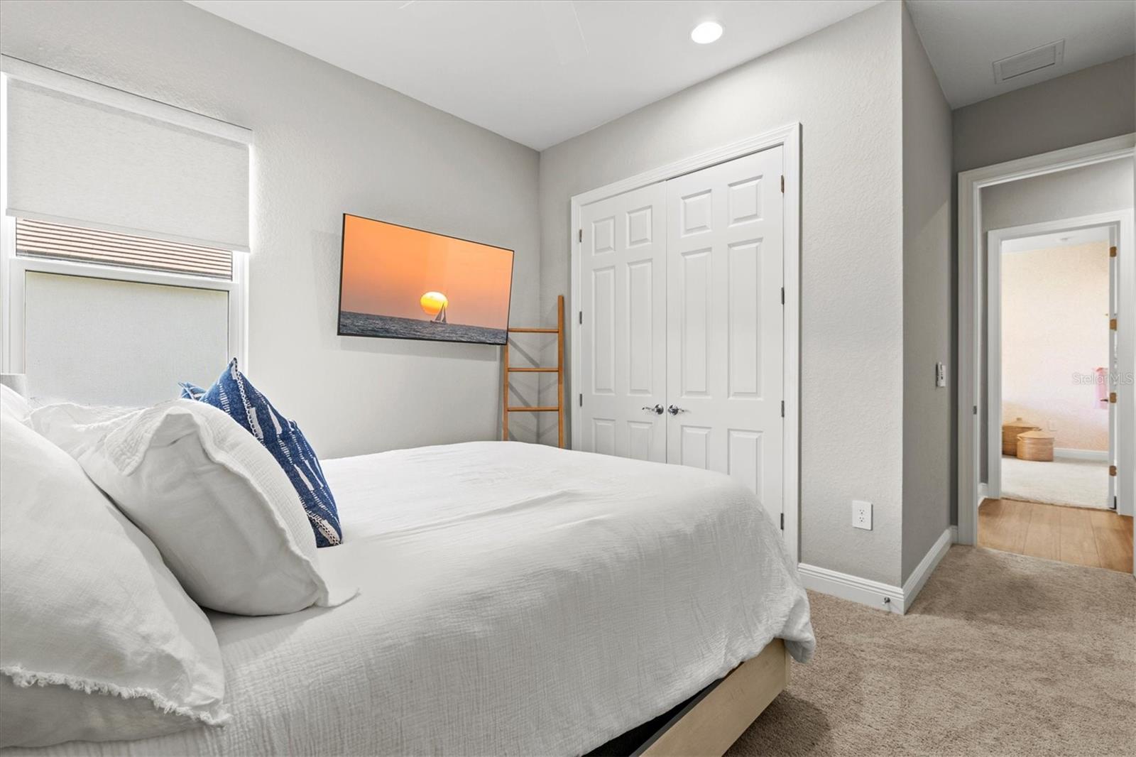 Image 57 of 97 For 1154 Kings Way Drive