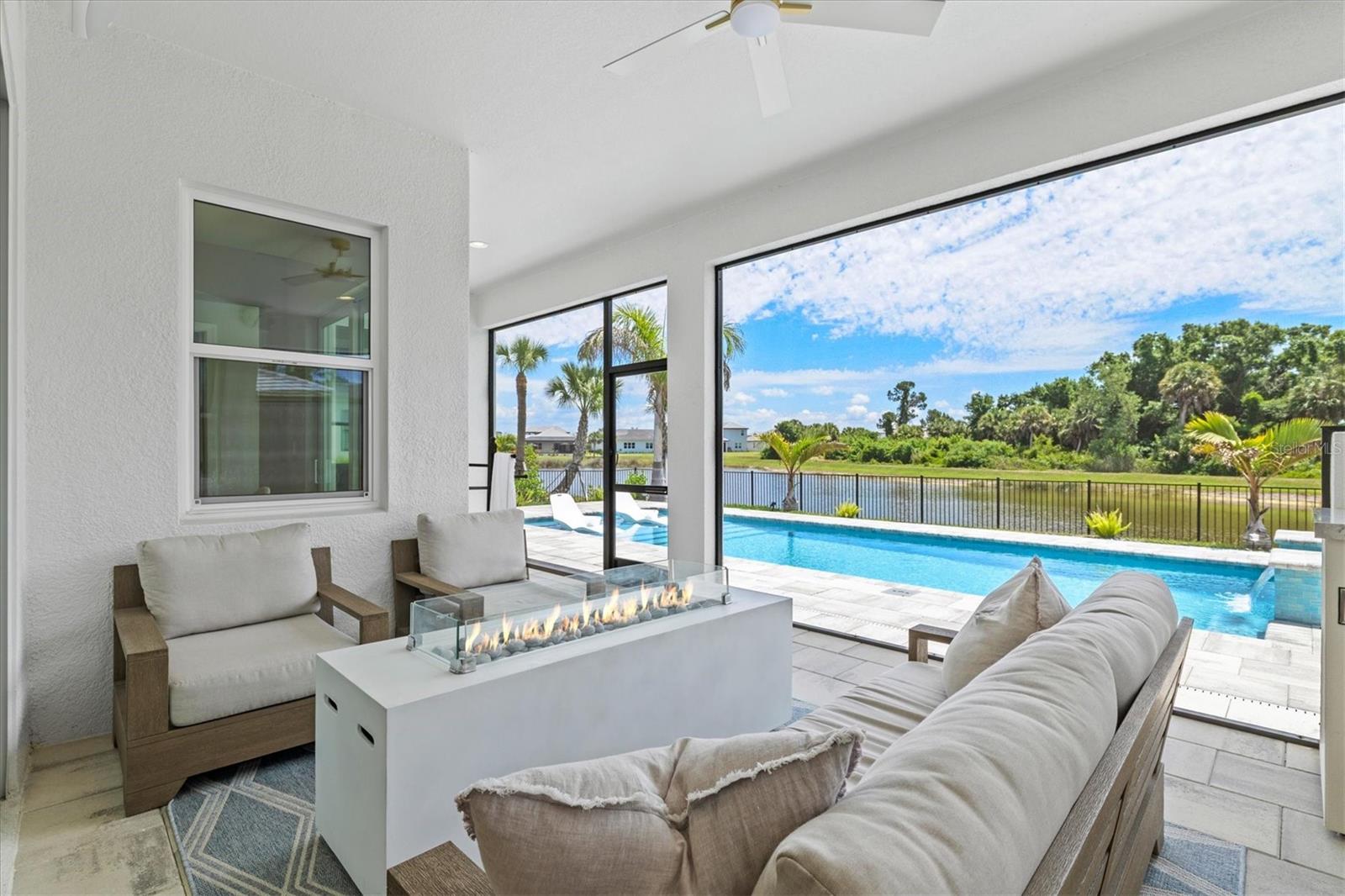 Image 58 of 97 For 1154 Kings Way Drive
