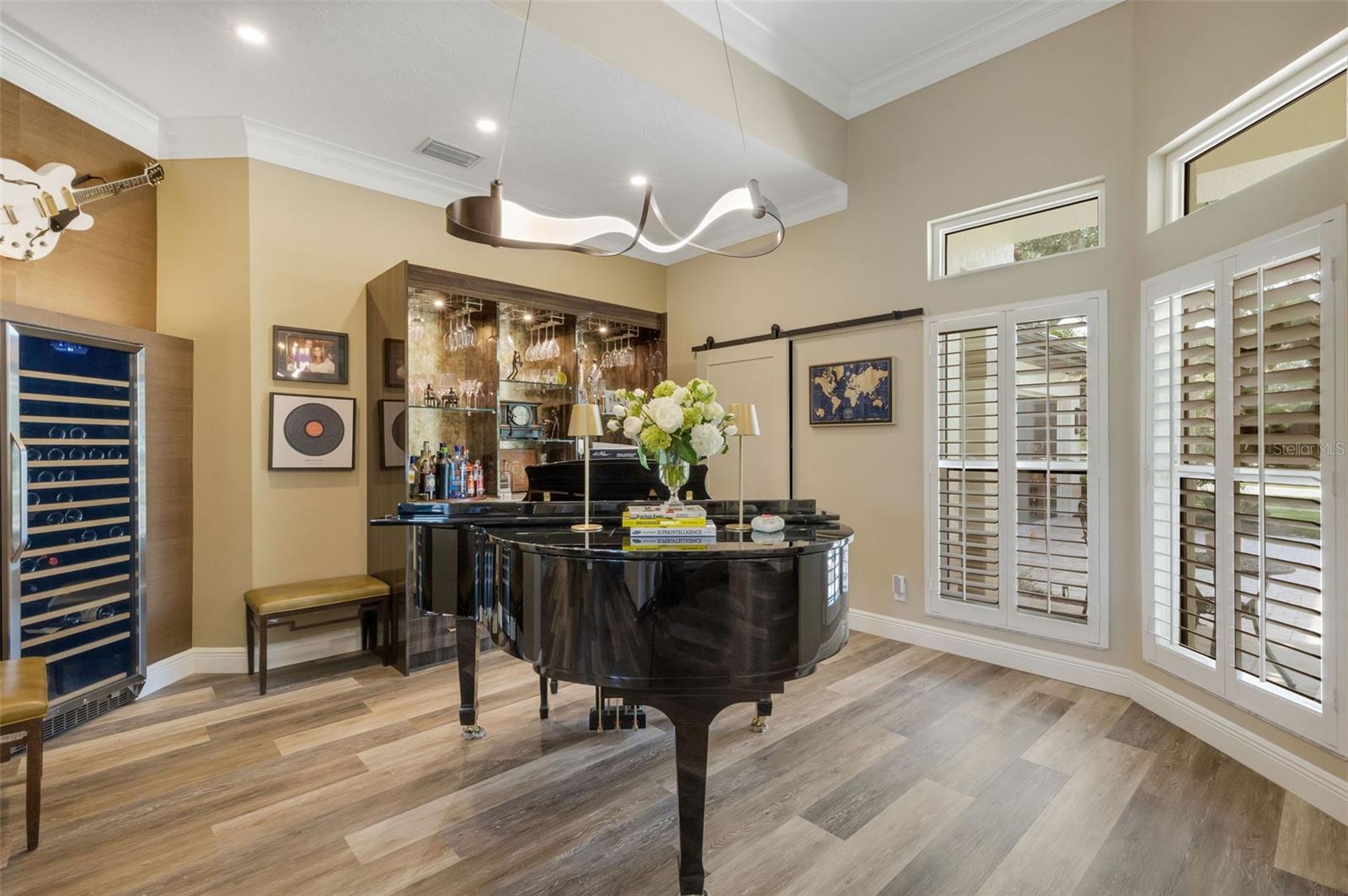 Image 11 of 80 For 7732 Donald Ross Road W