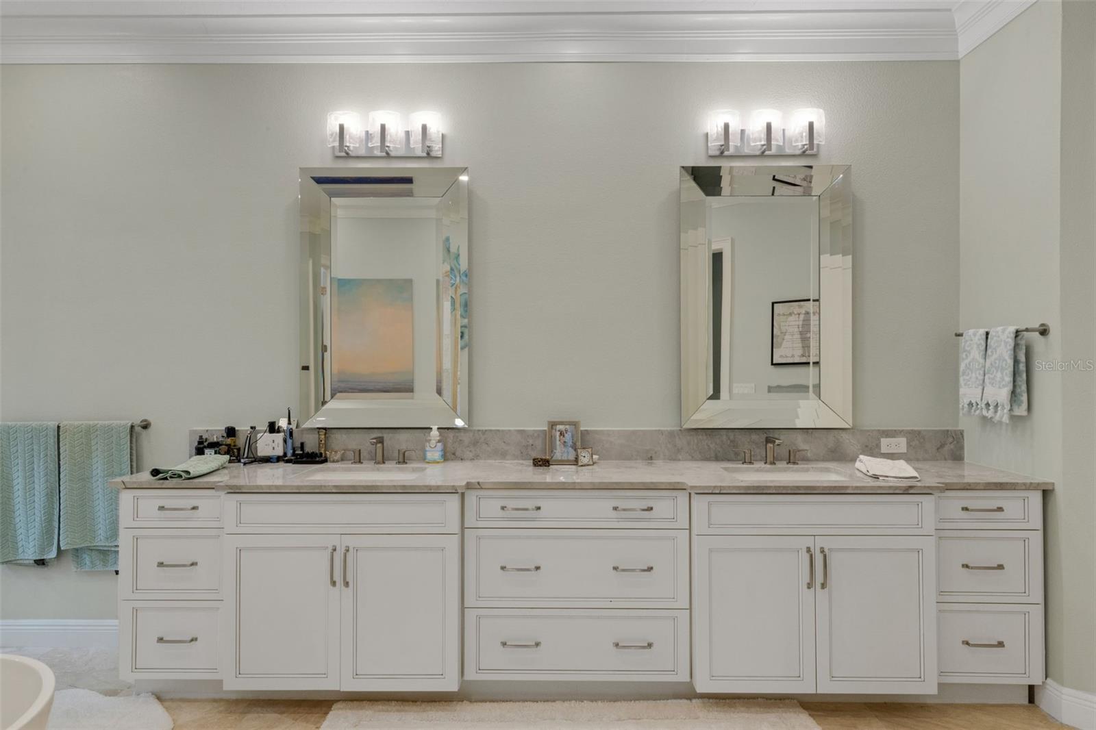 Image 39 of 80 For 7732 Donald Ross Road W