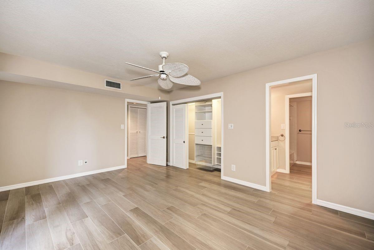 Image 20 of 38 For 4660 Ocean Boulevard G1