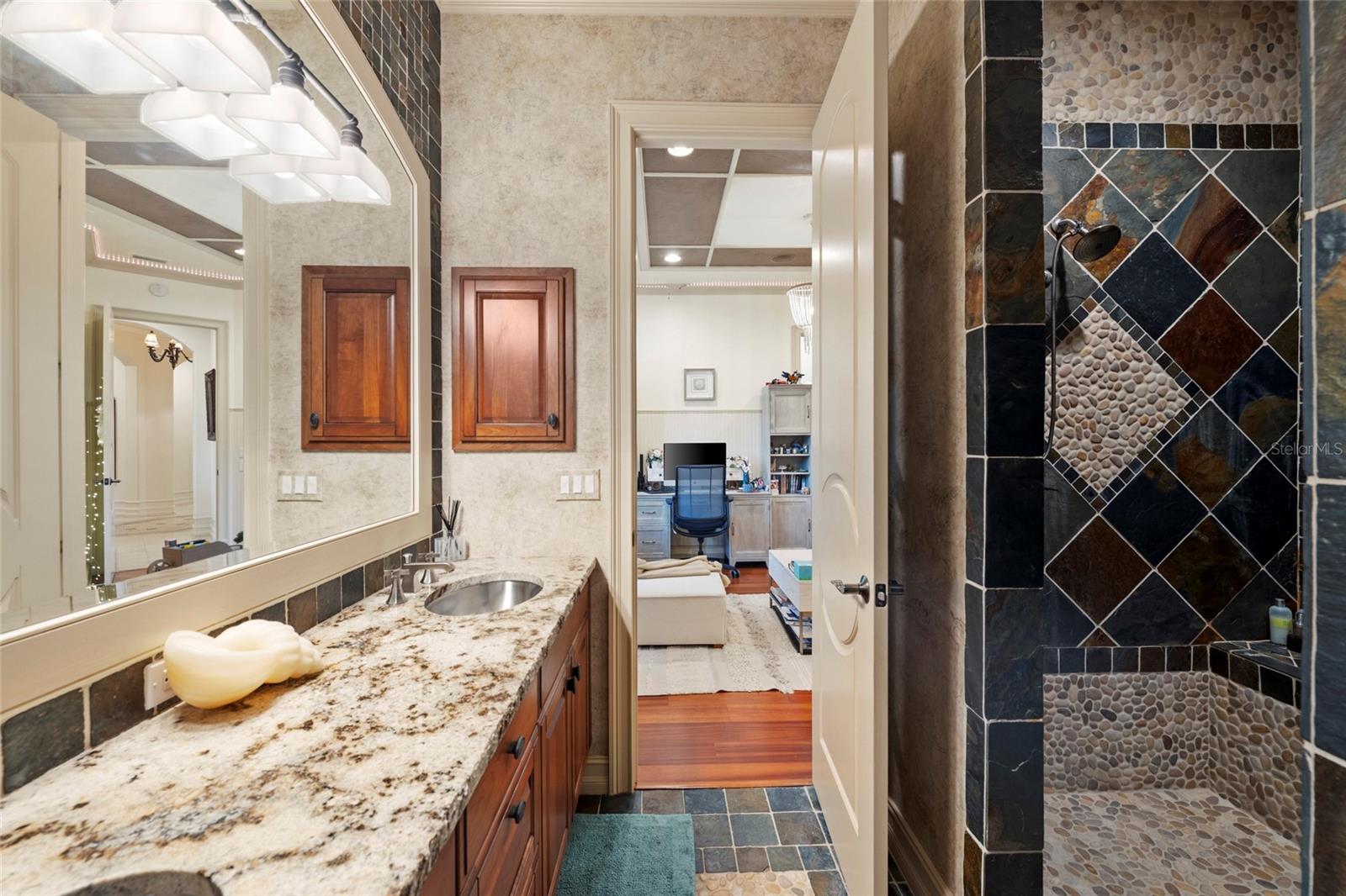 Image 40 of 67 For 7202 Teal Creek Glen