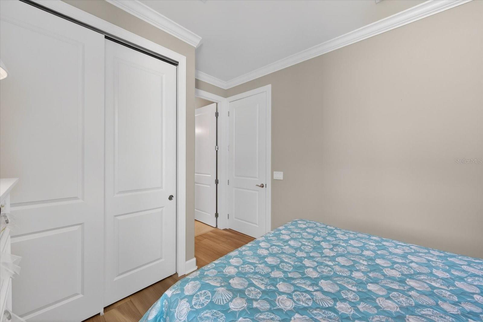 Image 18 of 100 For 18025 Harwich Place