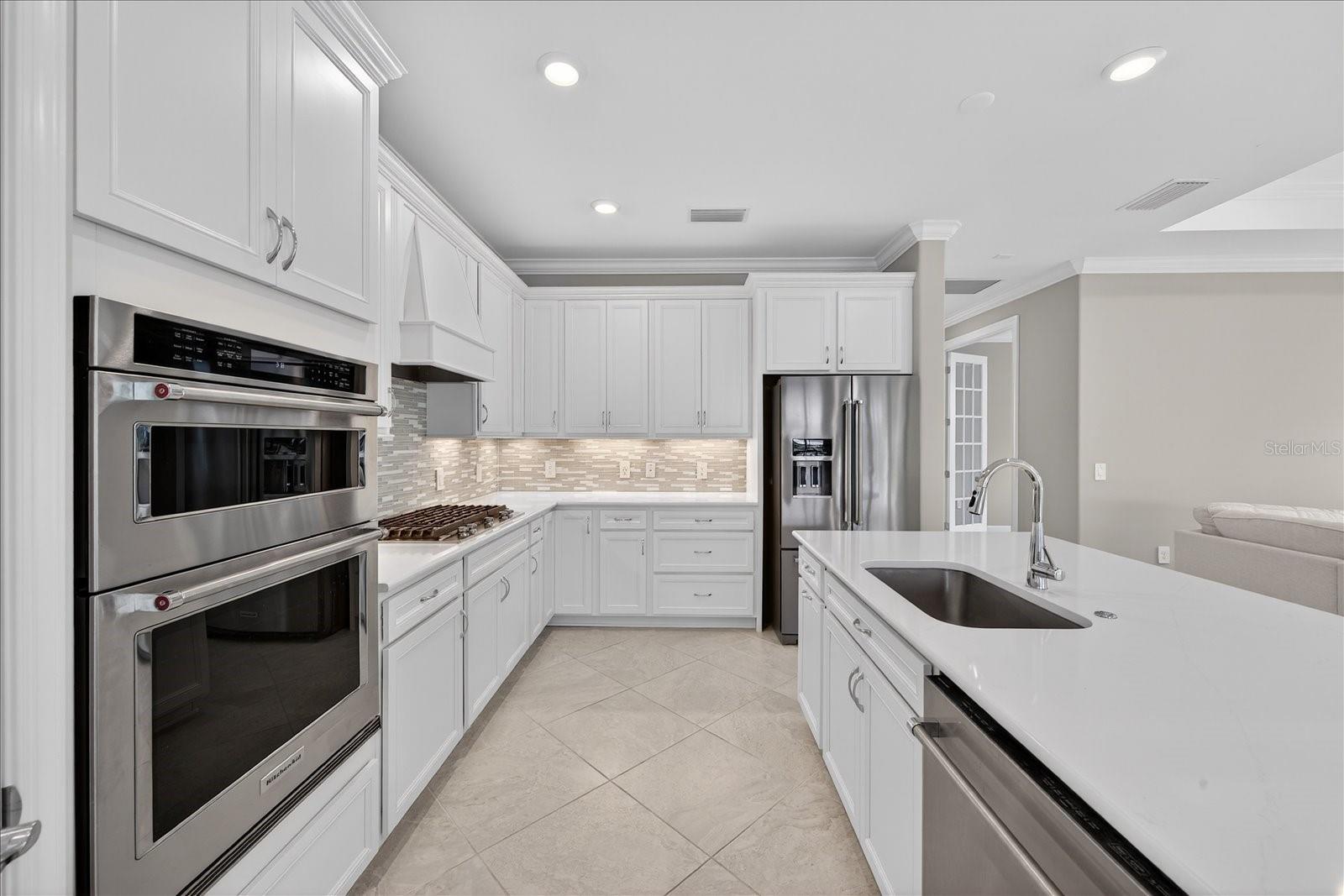 Image 39 of 100 For 18025 Harwich Place