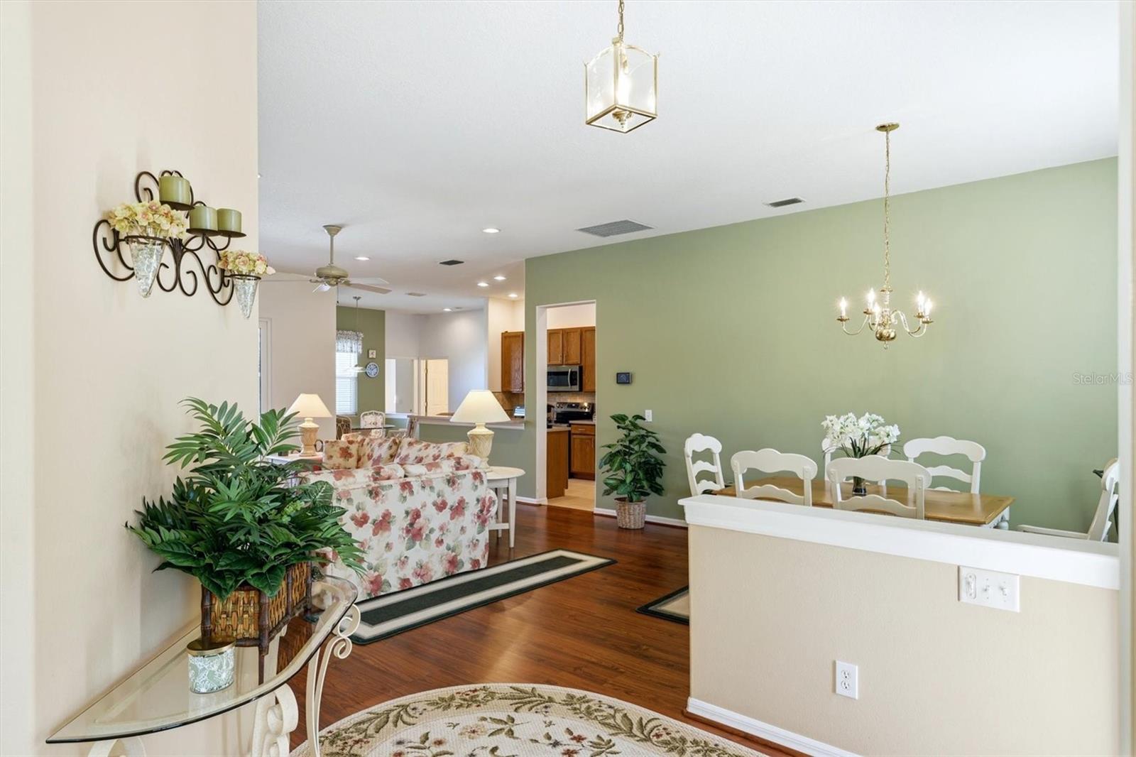 Image 9 of 49 For 4227 61st Avenue E