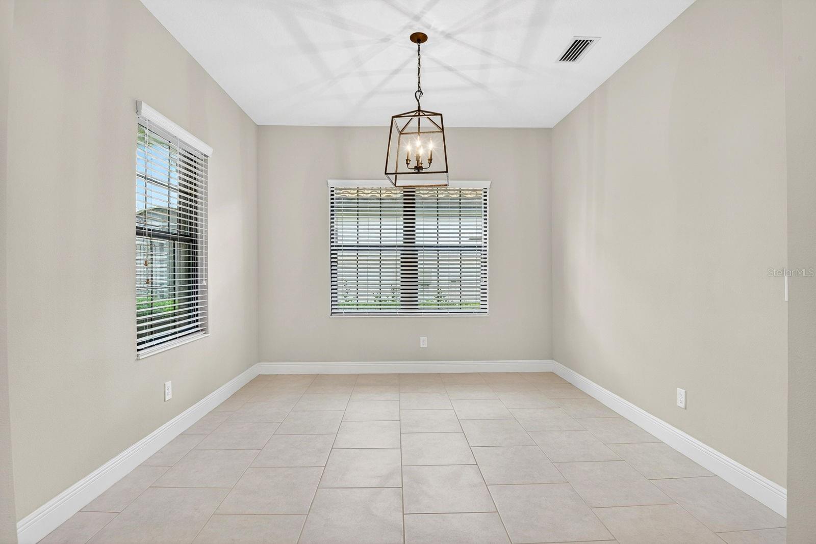 Image 16 of 81 For 4417 Amalfi Avenue
