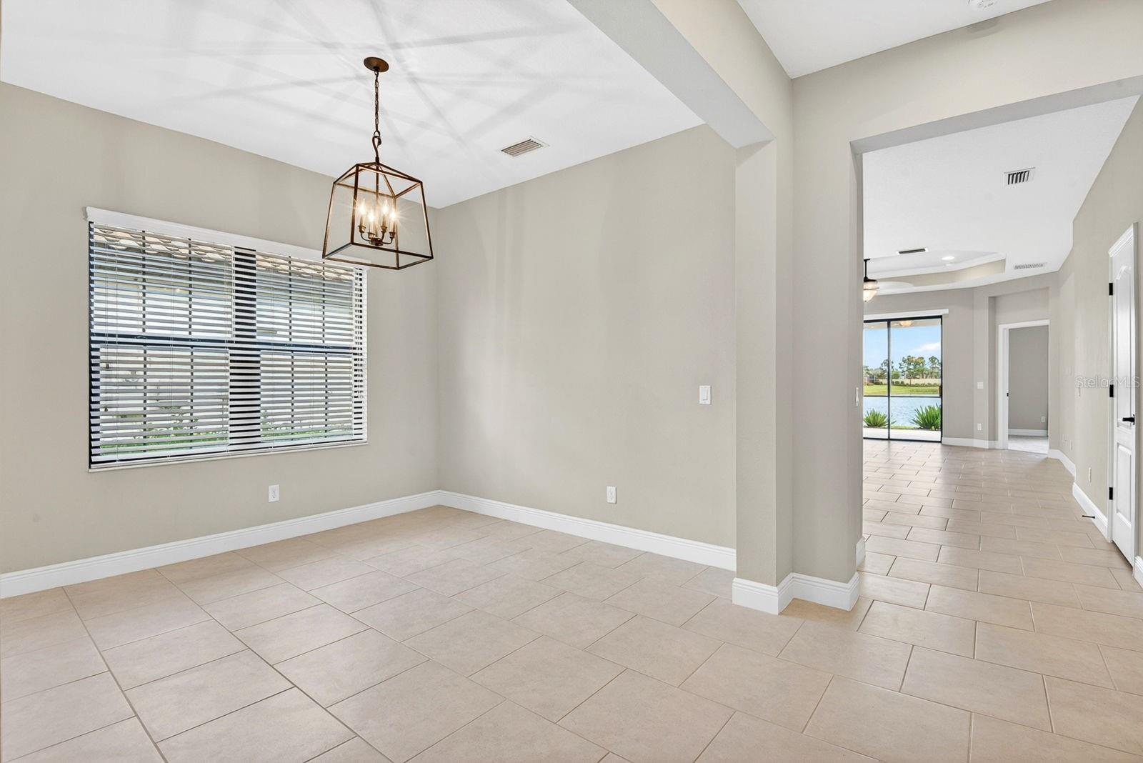 Image 17 of 81 For 4417 Amalfi Avenue