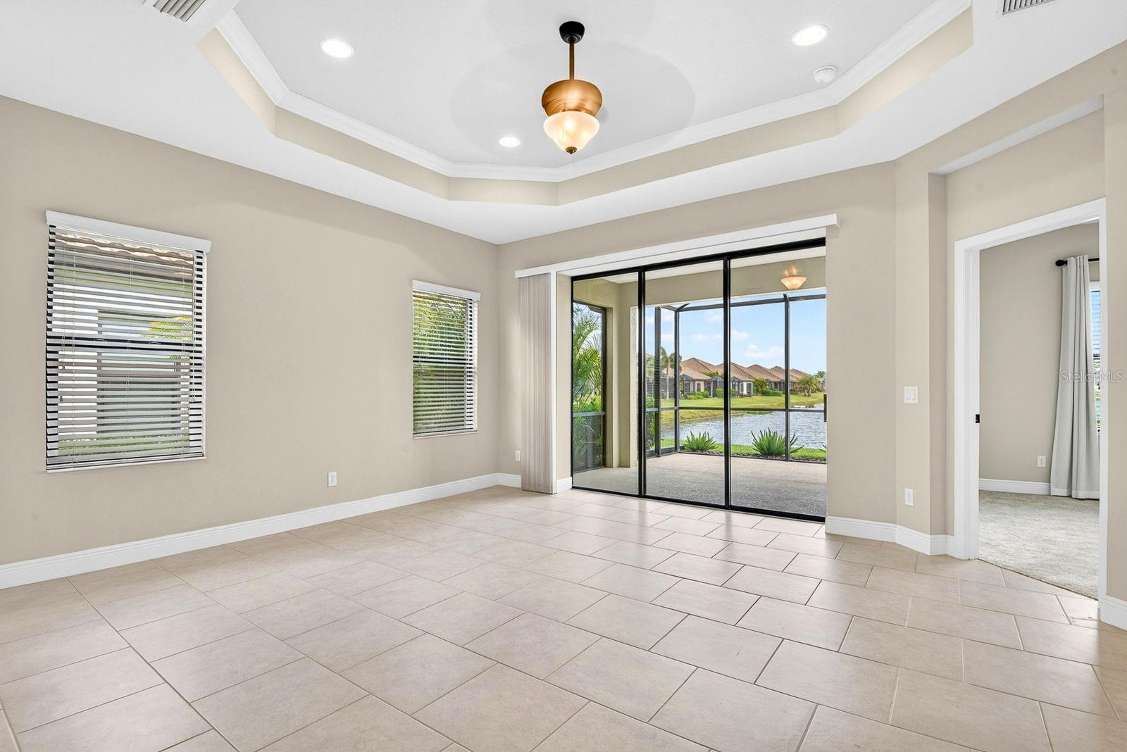Image 33 of 81 For 4417 Amalfi Avenue