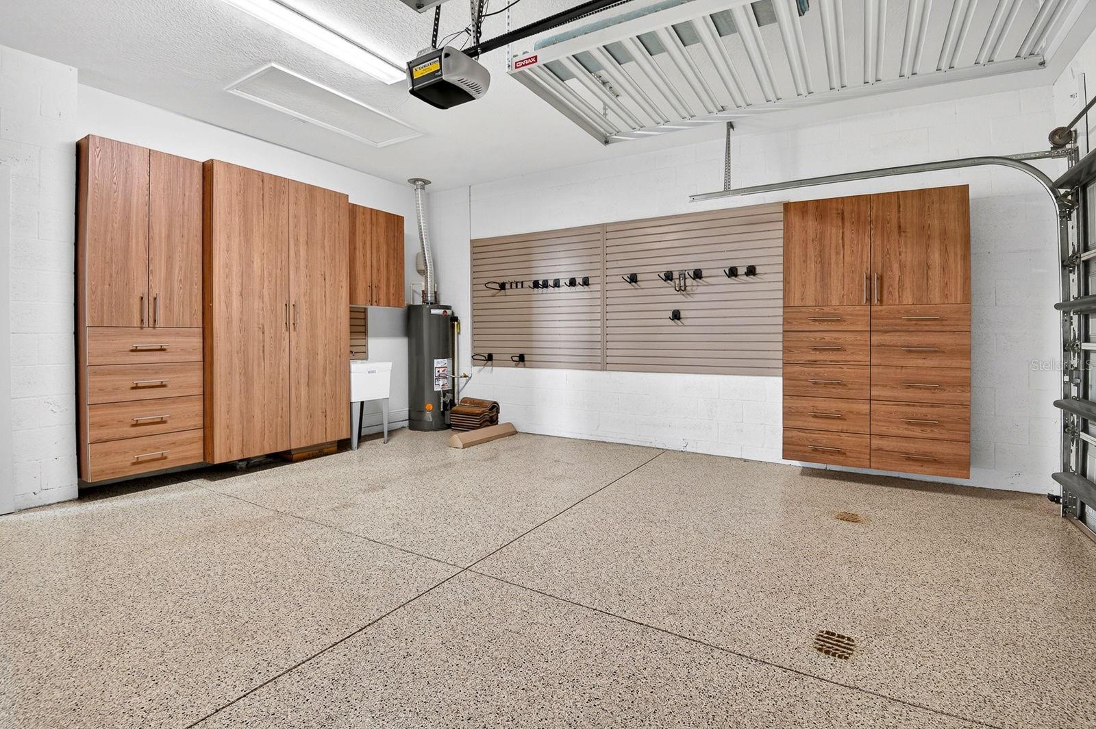 Image 41 of 81 For 4417 Amalfi Avenue
