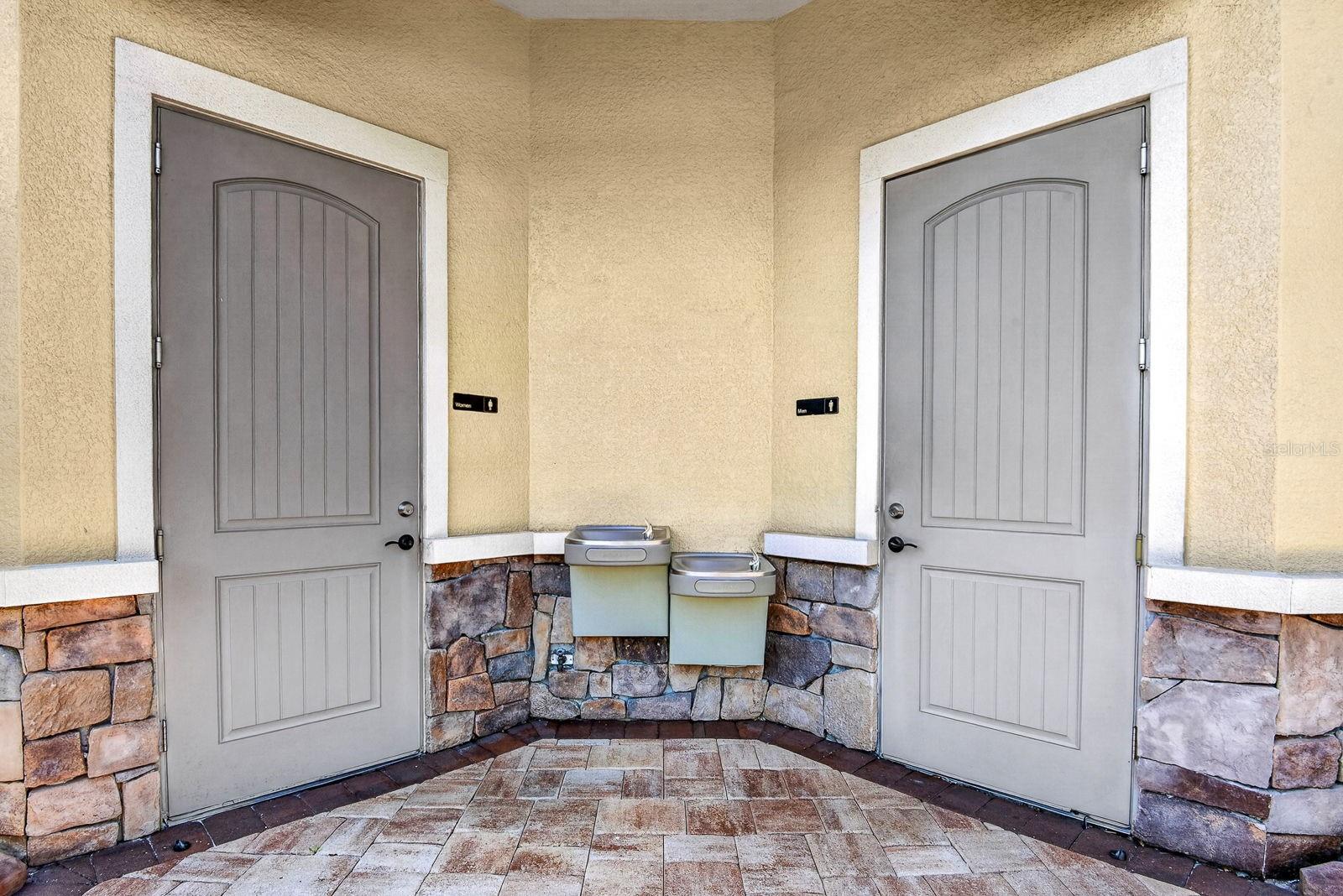 Image 45 of 81 For 4417 Amalfi Avenue