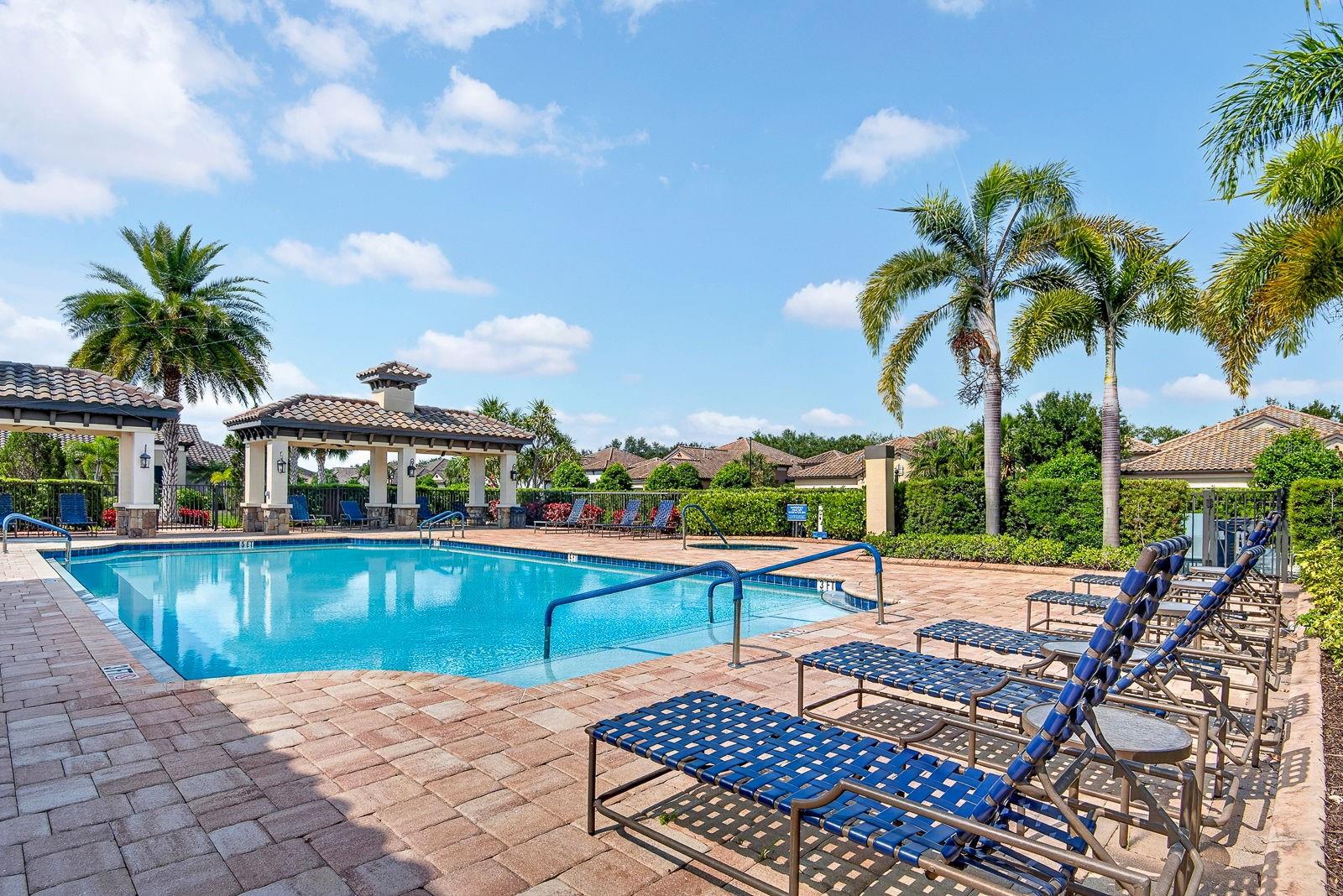 Image 46 of 81 For 4417 Amalfi Avenue