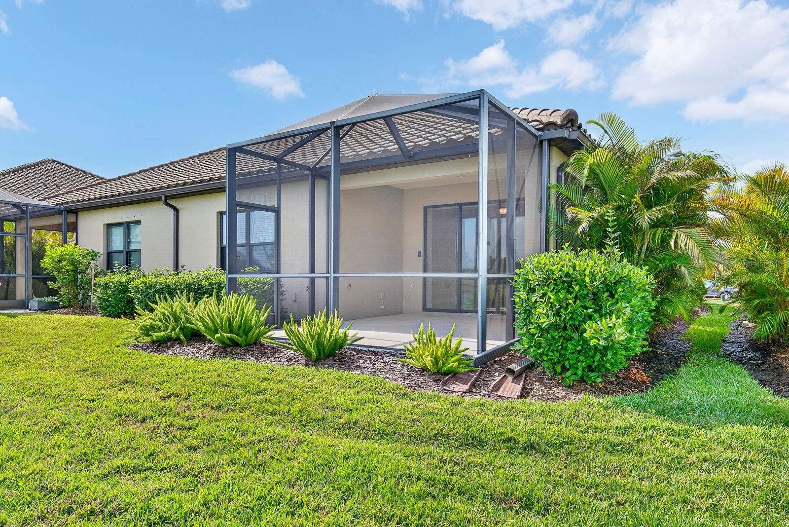 Image 60 of 81 For 4417 Amalfi Avenue