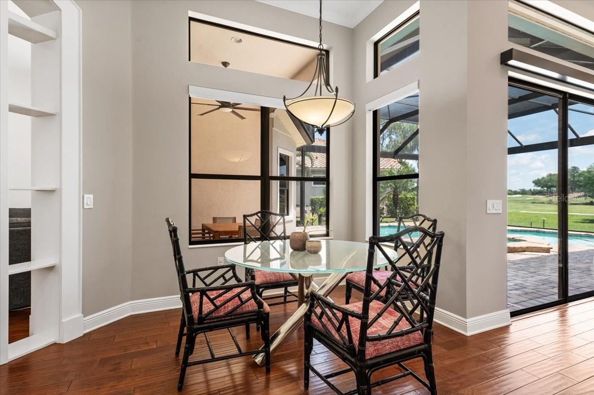 Image 14 of 55 For 7527 Greystone Street