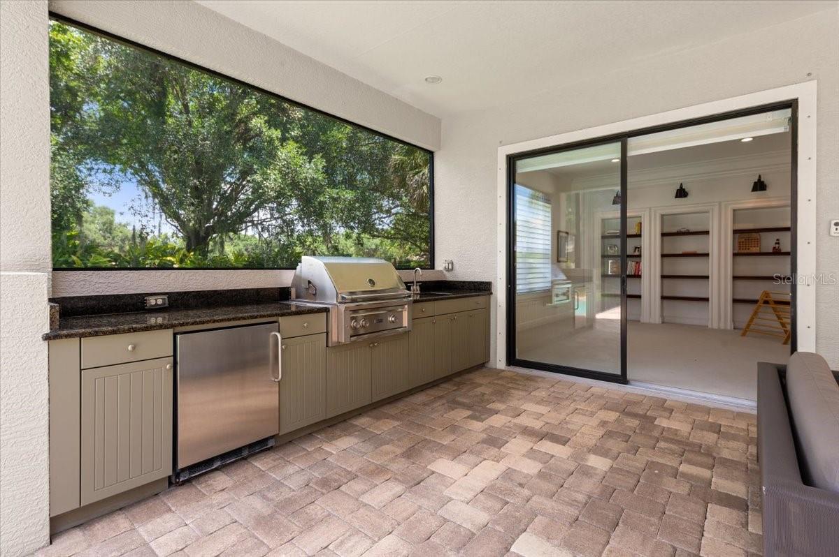 Image 21 of 55 For 7527 Greystone Street