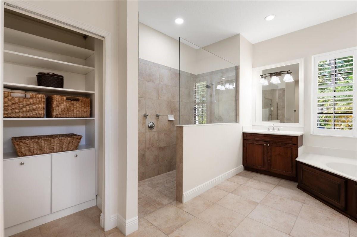 Image 30 of 55 For 7527 Greystone Street