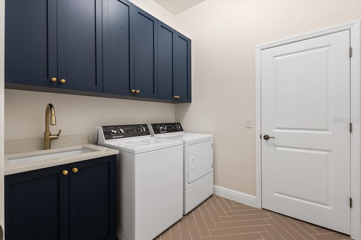 Image 48 of 55 For 7527 Greystone Street