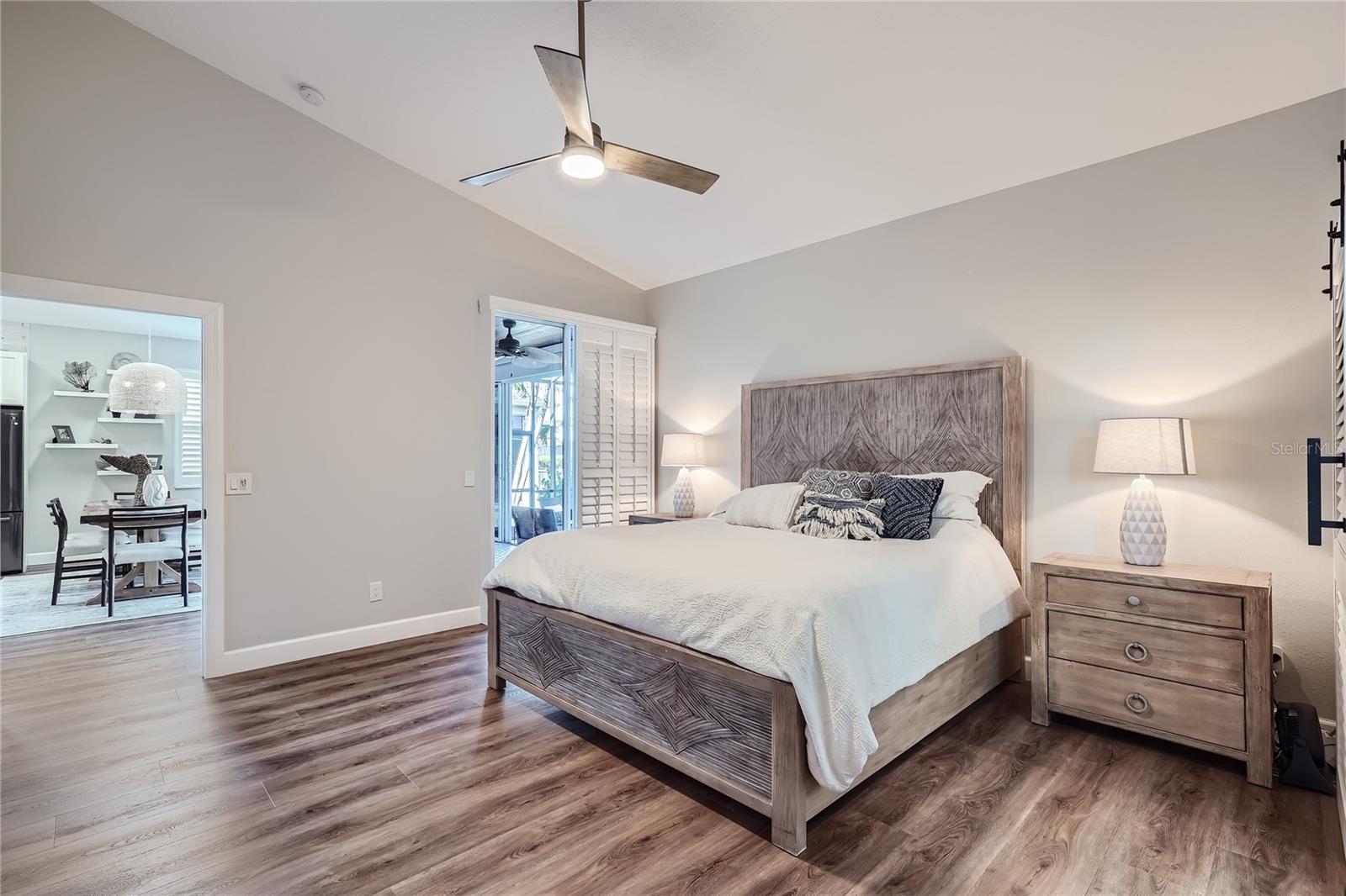 Image 23 of 44 For 11367 Perico Isle Circle