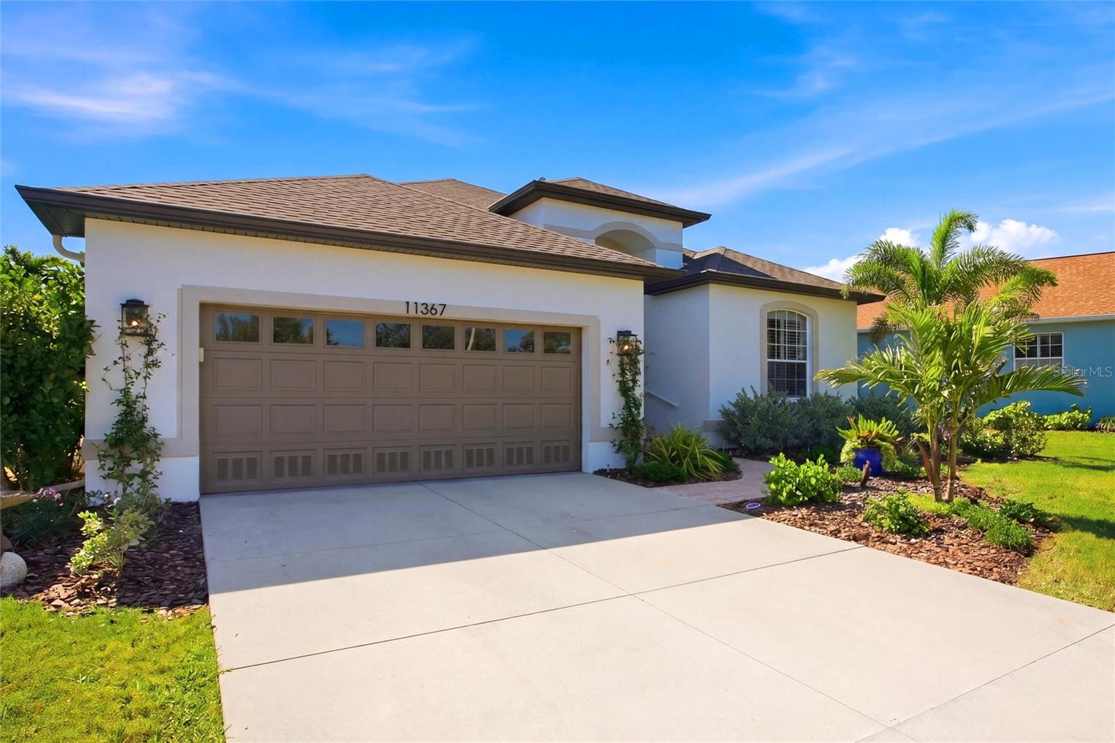Image 37 of 44 For 11367 Perico Isle Circle