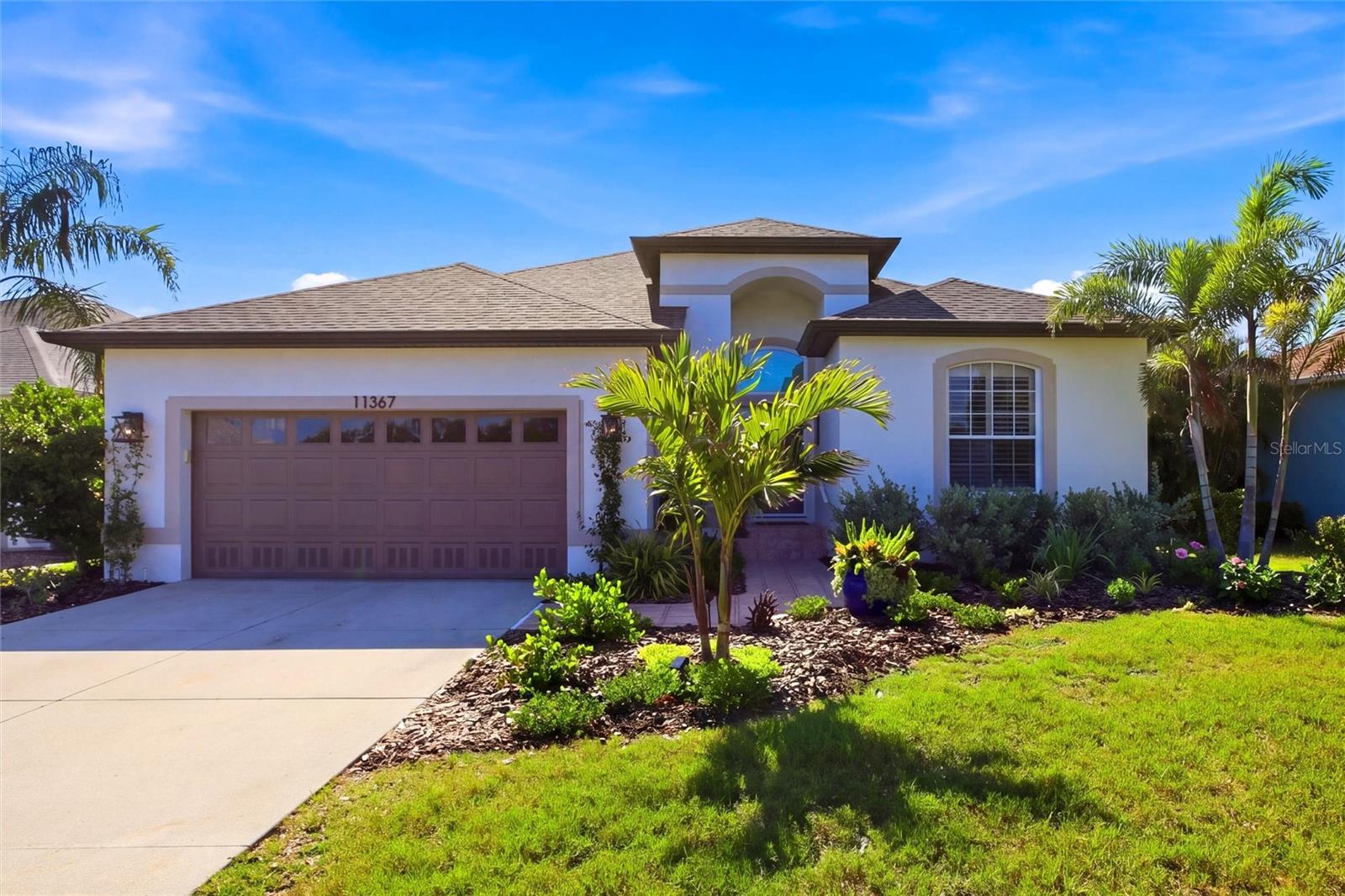 Image 38 of 44 For 11367 Perico Isle Circle
