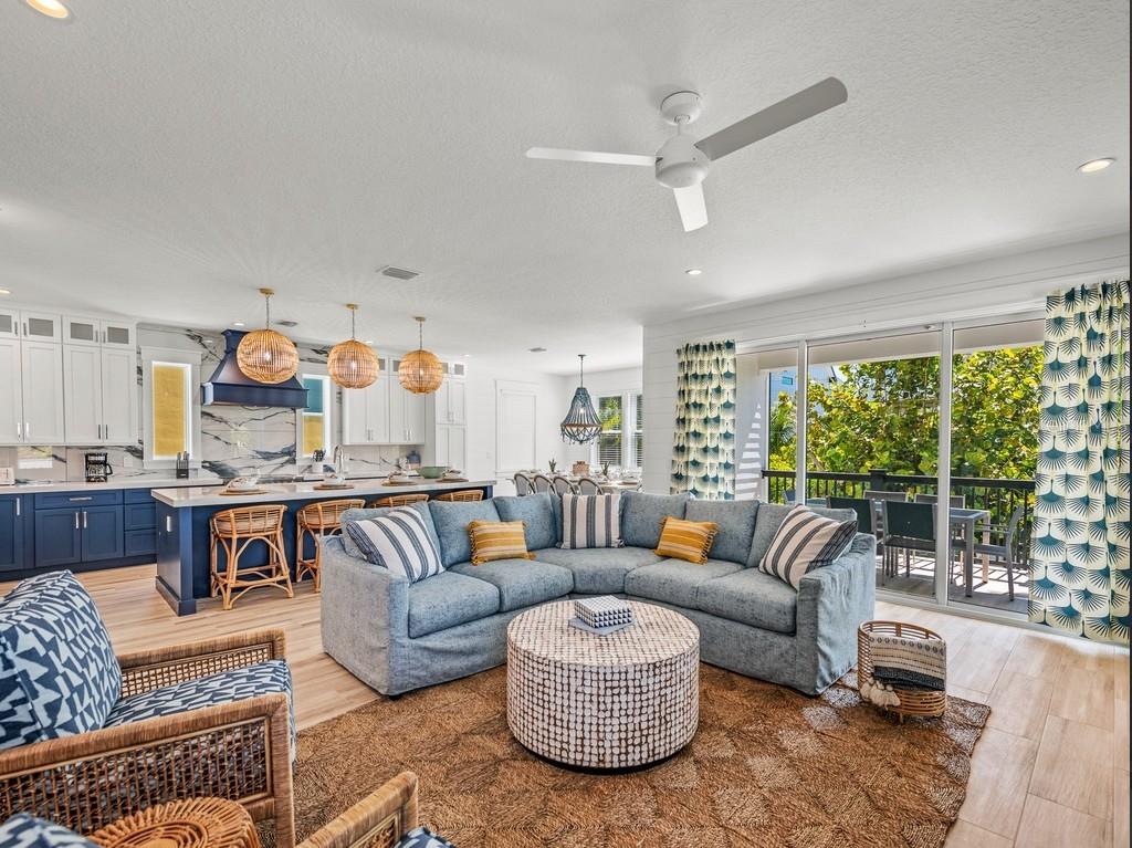 Image 4 of 90 For 204 Coolidge Drive