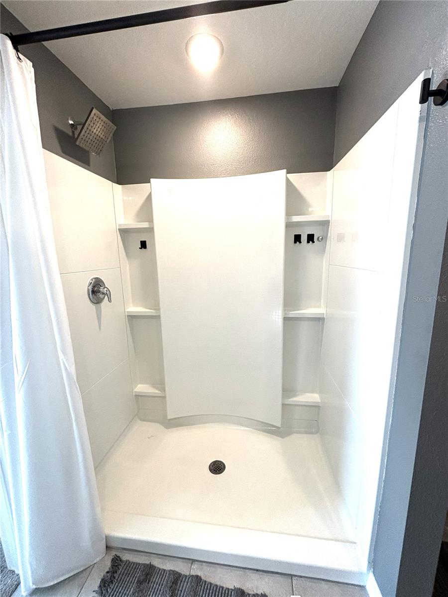 Listing photo id 10 for 16731 Kingman Reef Street
